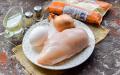 Домашние куриные котлеты в панировочных сухарях рецепт Рецепты куриных котлет с панировочными сухарями